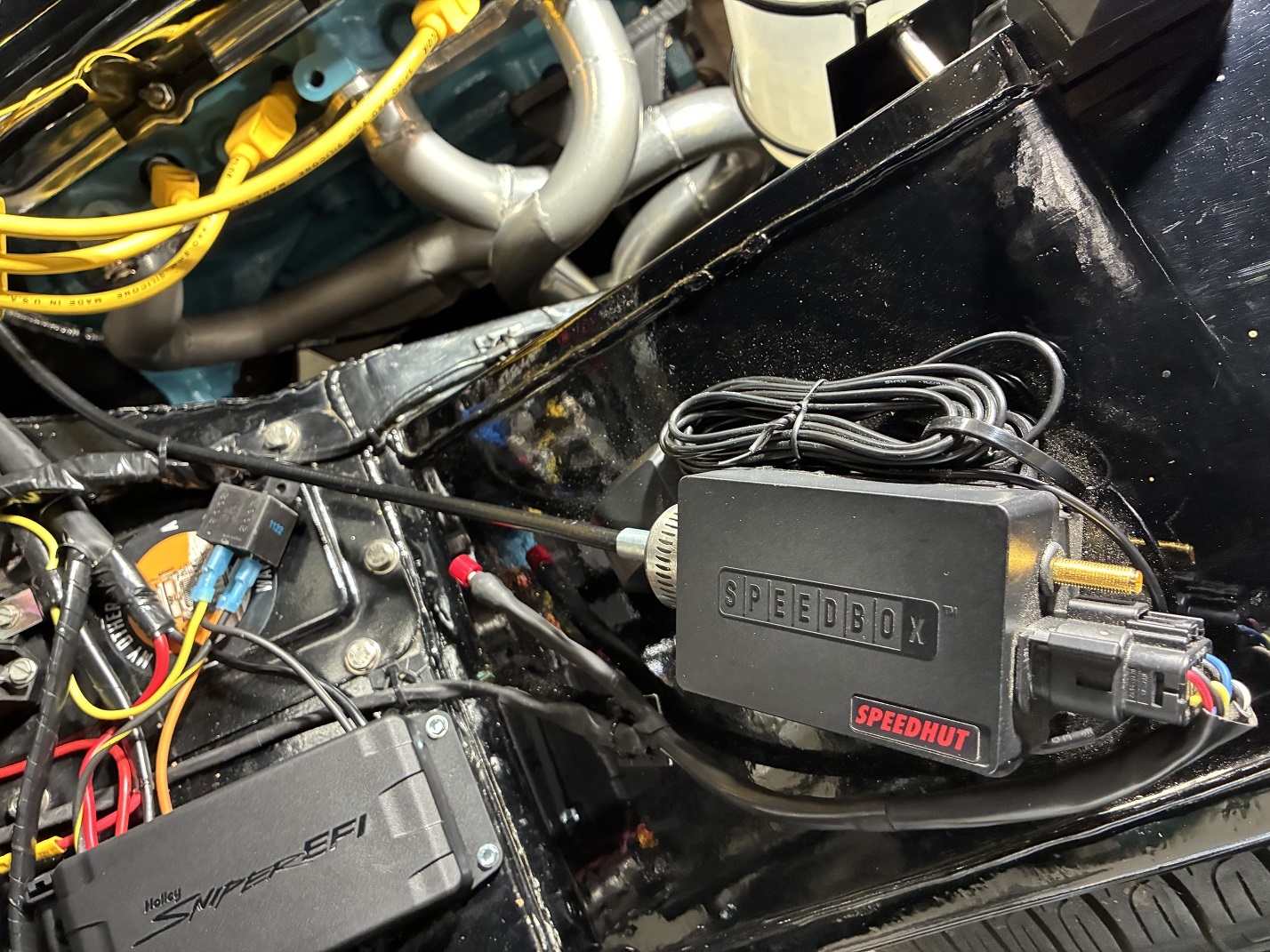 Speedhut speedometer drive box.